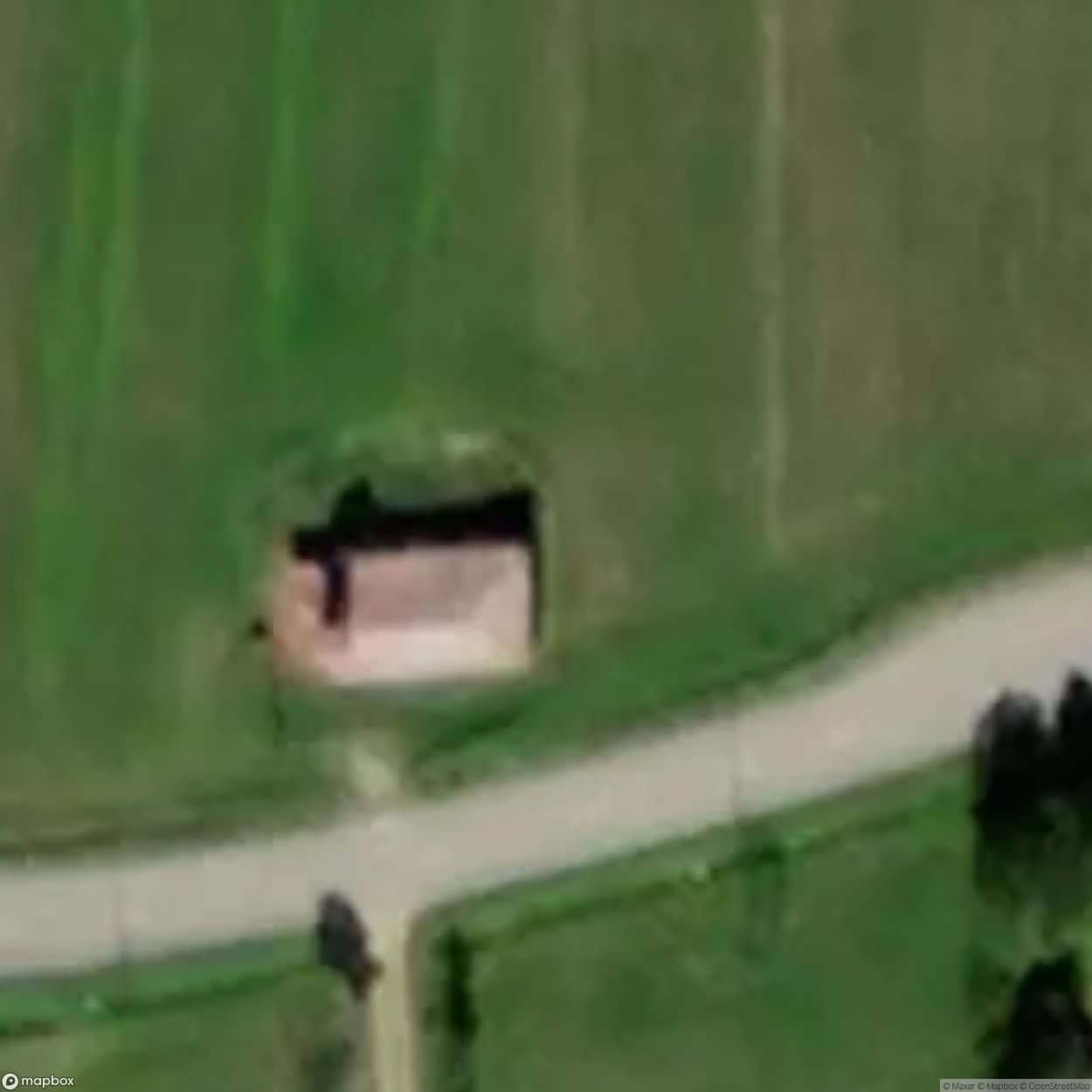 The Antique Dealer's Barn [FIN] #01627