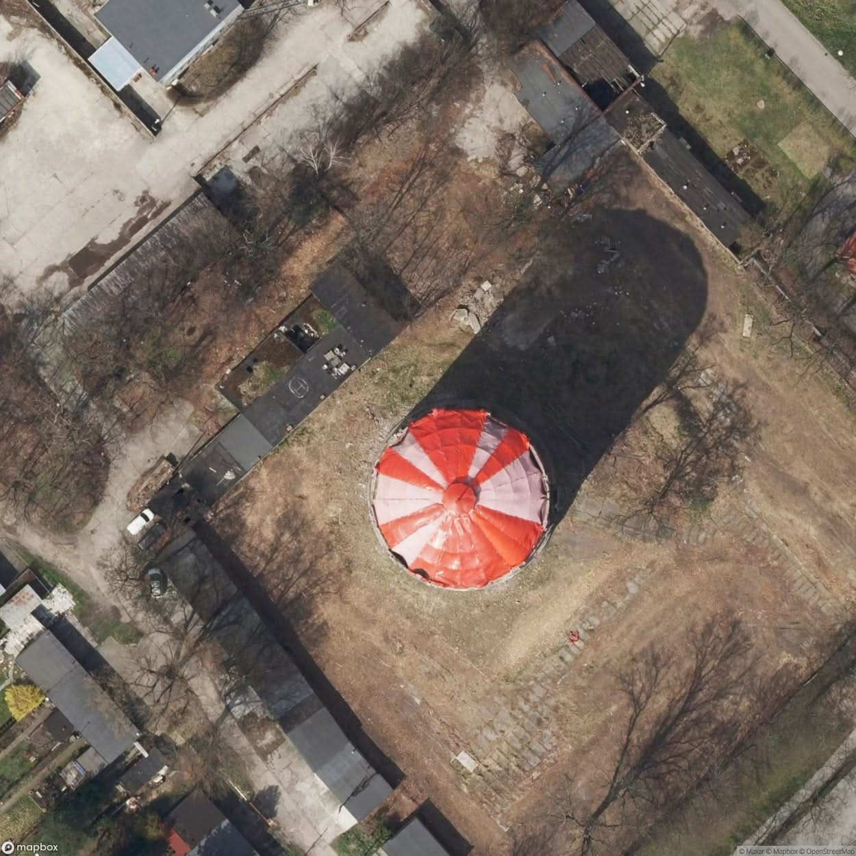 Site Two Abandoned Buildings [POL] #33645