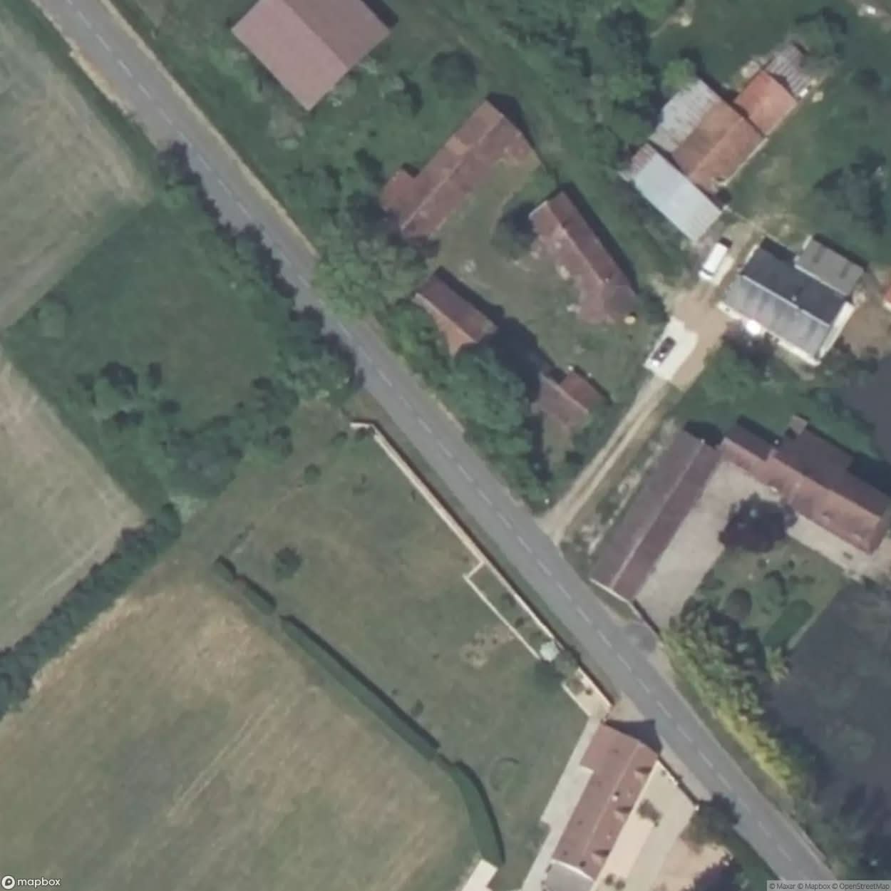 Hof Lindes [FRA] #03201