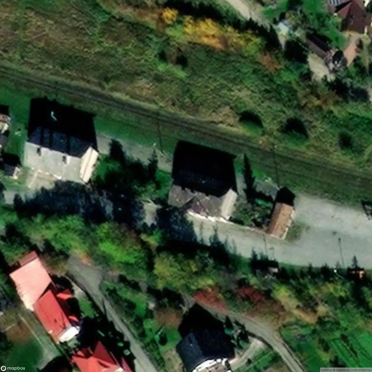 Spoorweginfrastructuur Gedeeltelijk verlaten spoorwegstation in Dobra bij Limanowa [POL] #29795