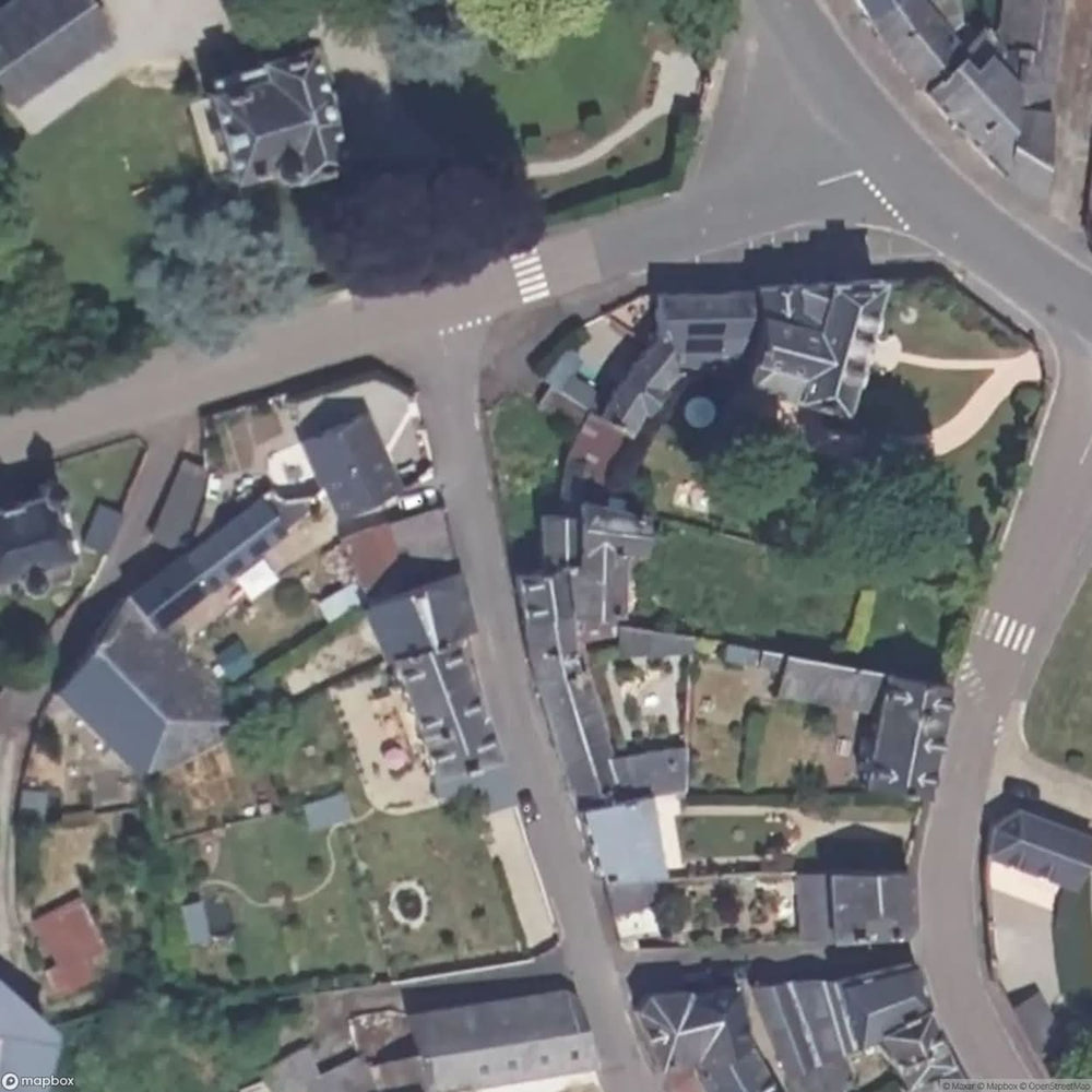 Monarchy Manor [FRA] #01488