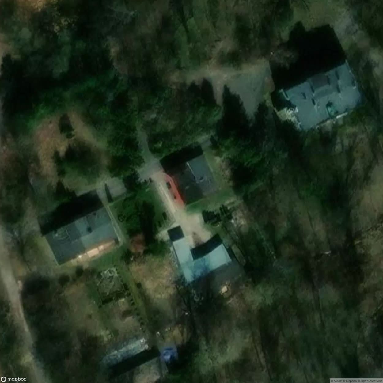 Residential Building with Garages [POL] #24530