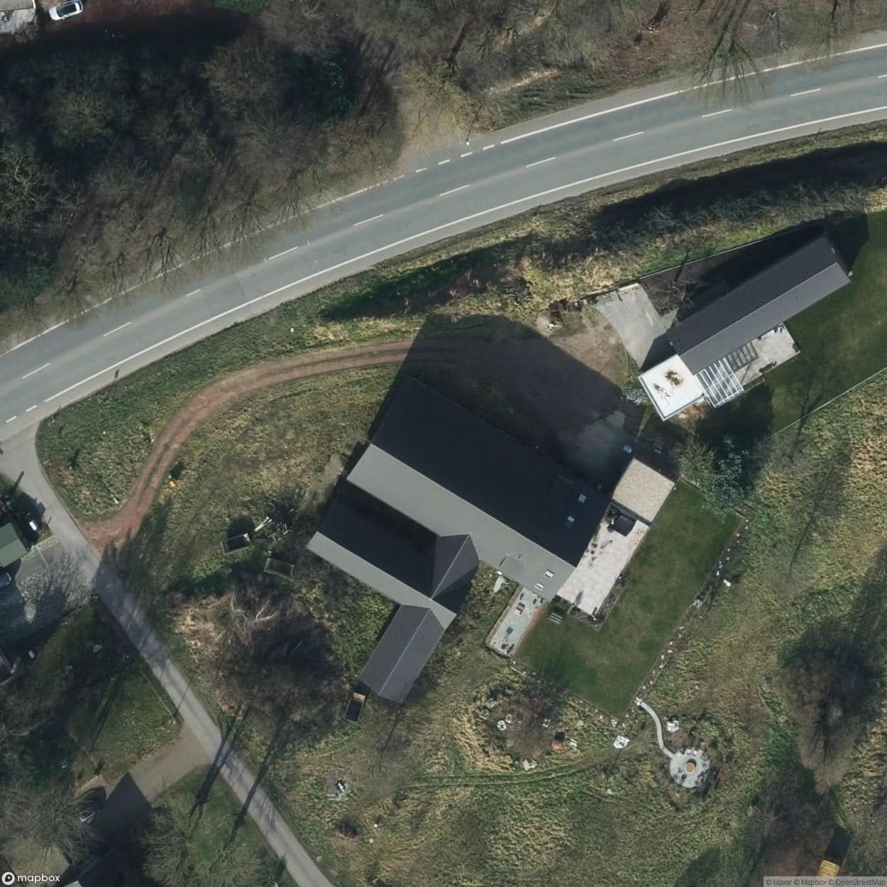 Farm With Barn [GER] #02190