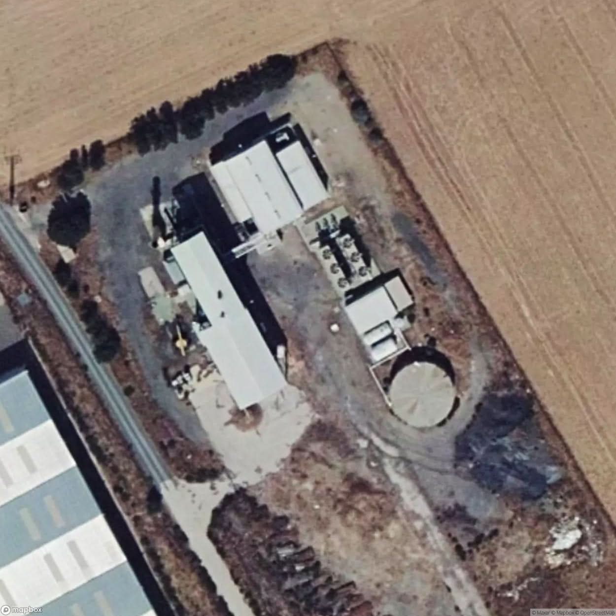 An Abandoned Industrial Factory [ESP] #21004