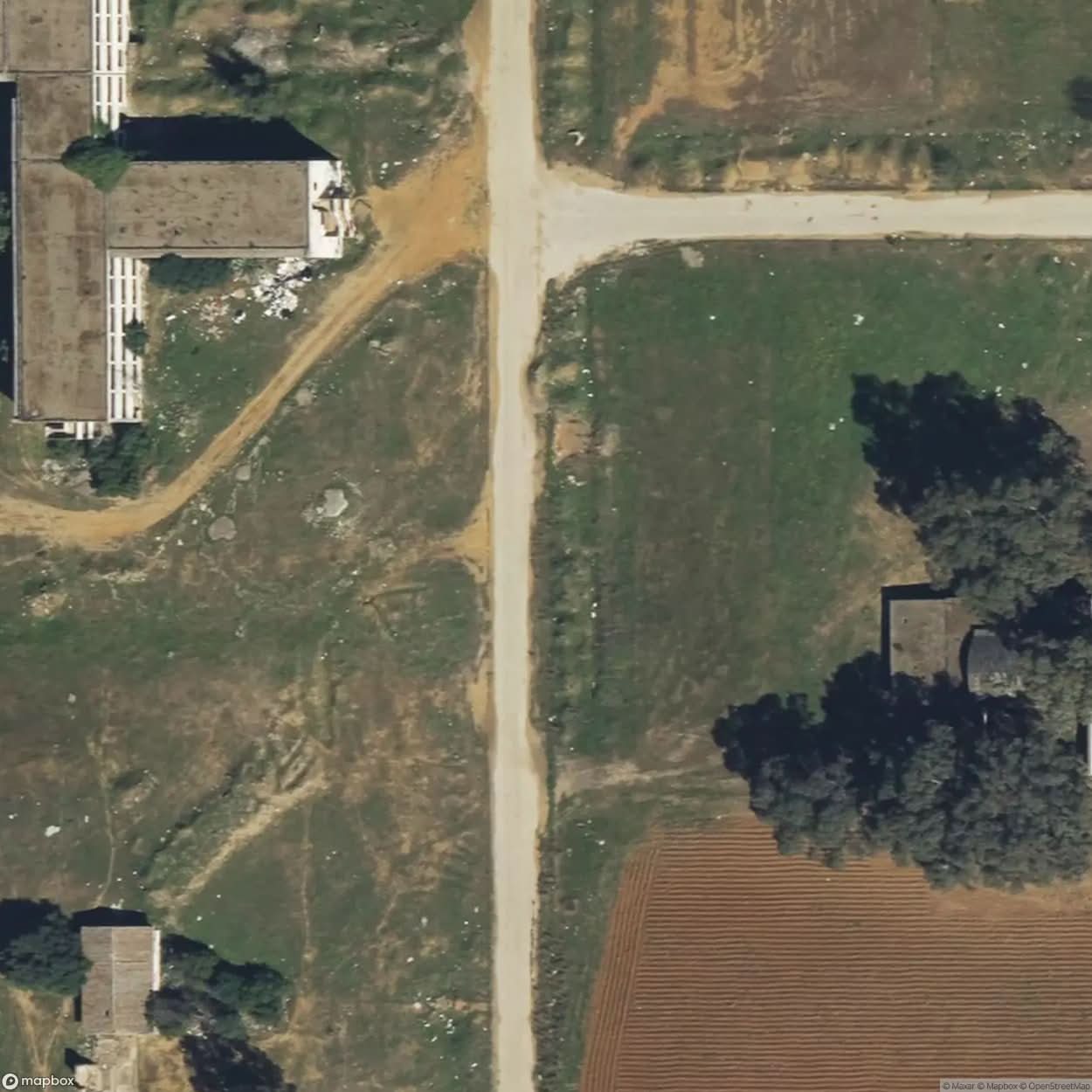 Old American Base [ESP] #04850