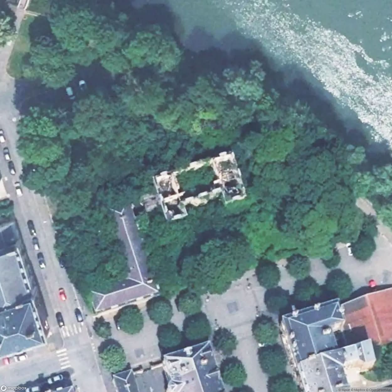Nordeck Castle Ruins [FRA] #10360