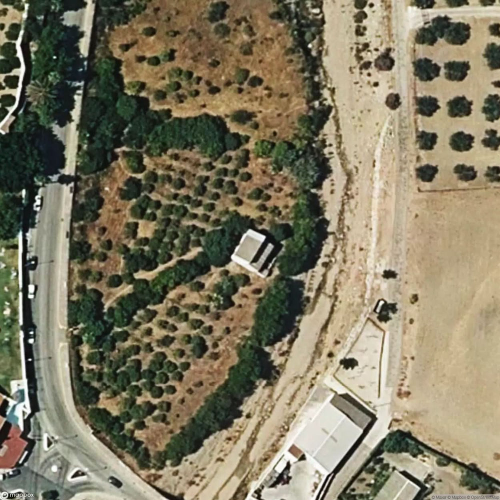 It Is A Small House [ESP] #35638