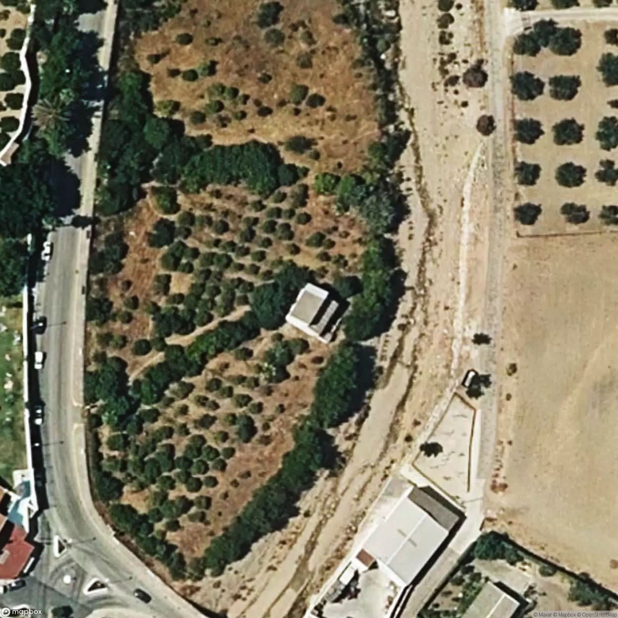 It Is A Small House [ESP] #35638