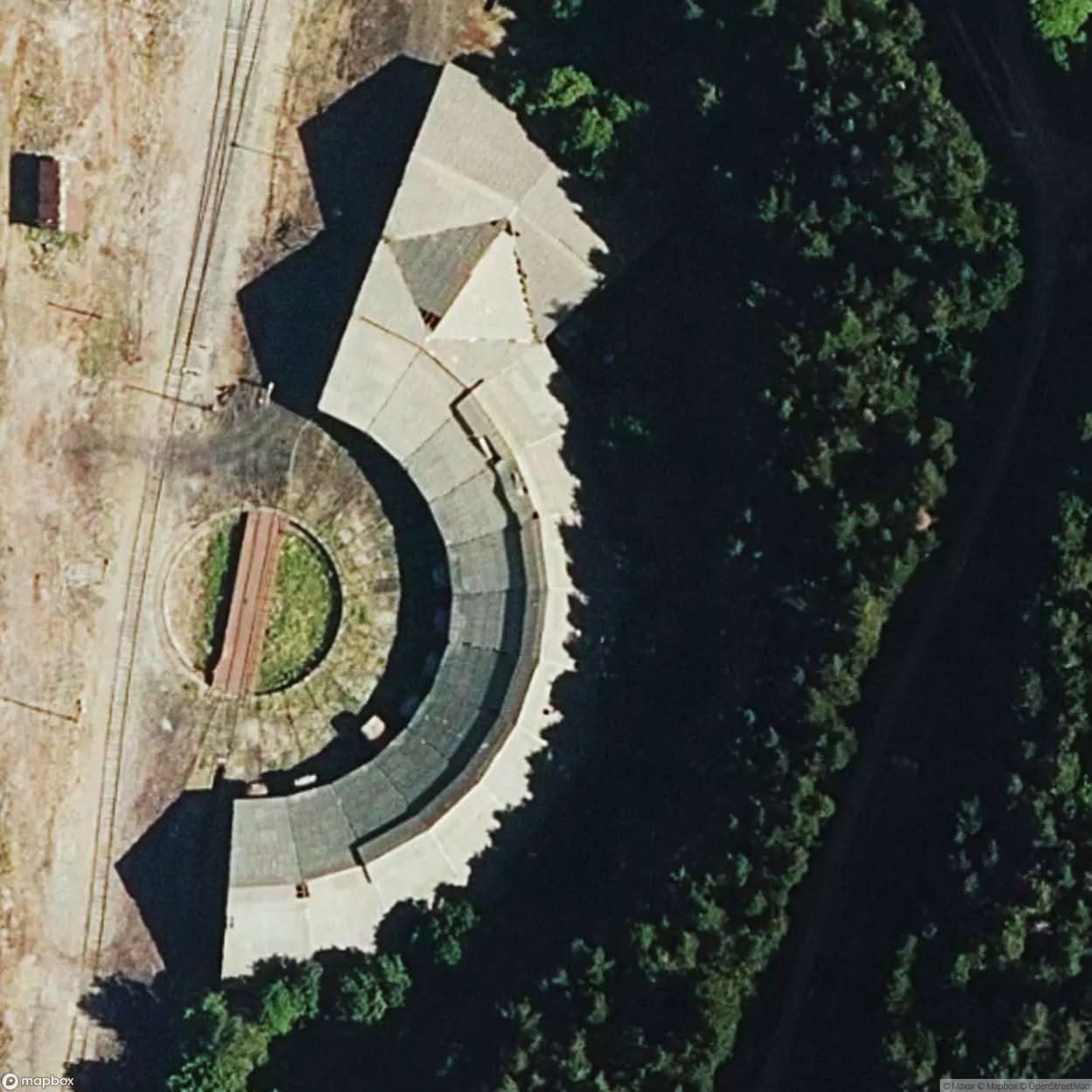 Canfranc Roundhouse [ESP] #20202