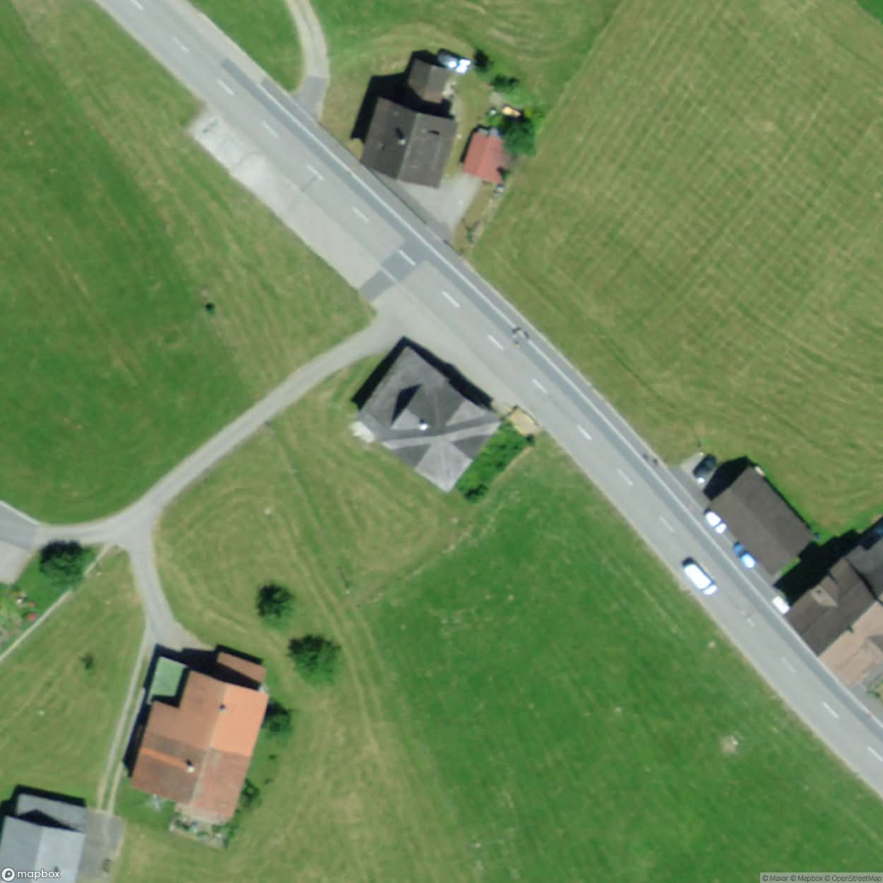 Salon Land [CHE] #13633