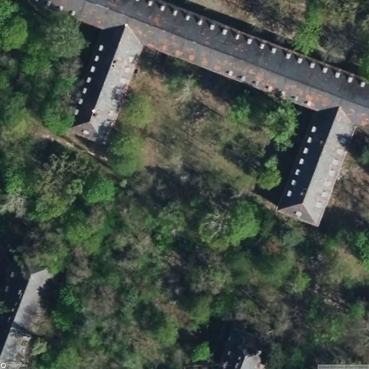 Juterbog Air Base Dam [DEU] #20333
