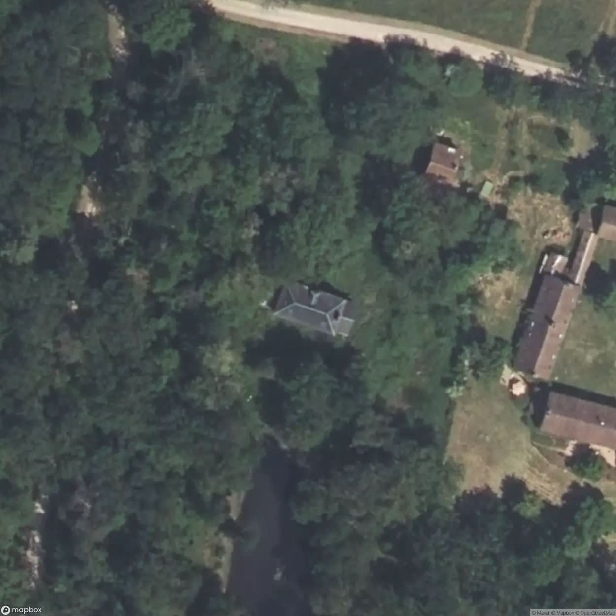 Grand Perron Manor [FRA] #19762