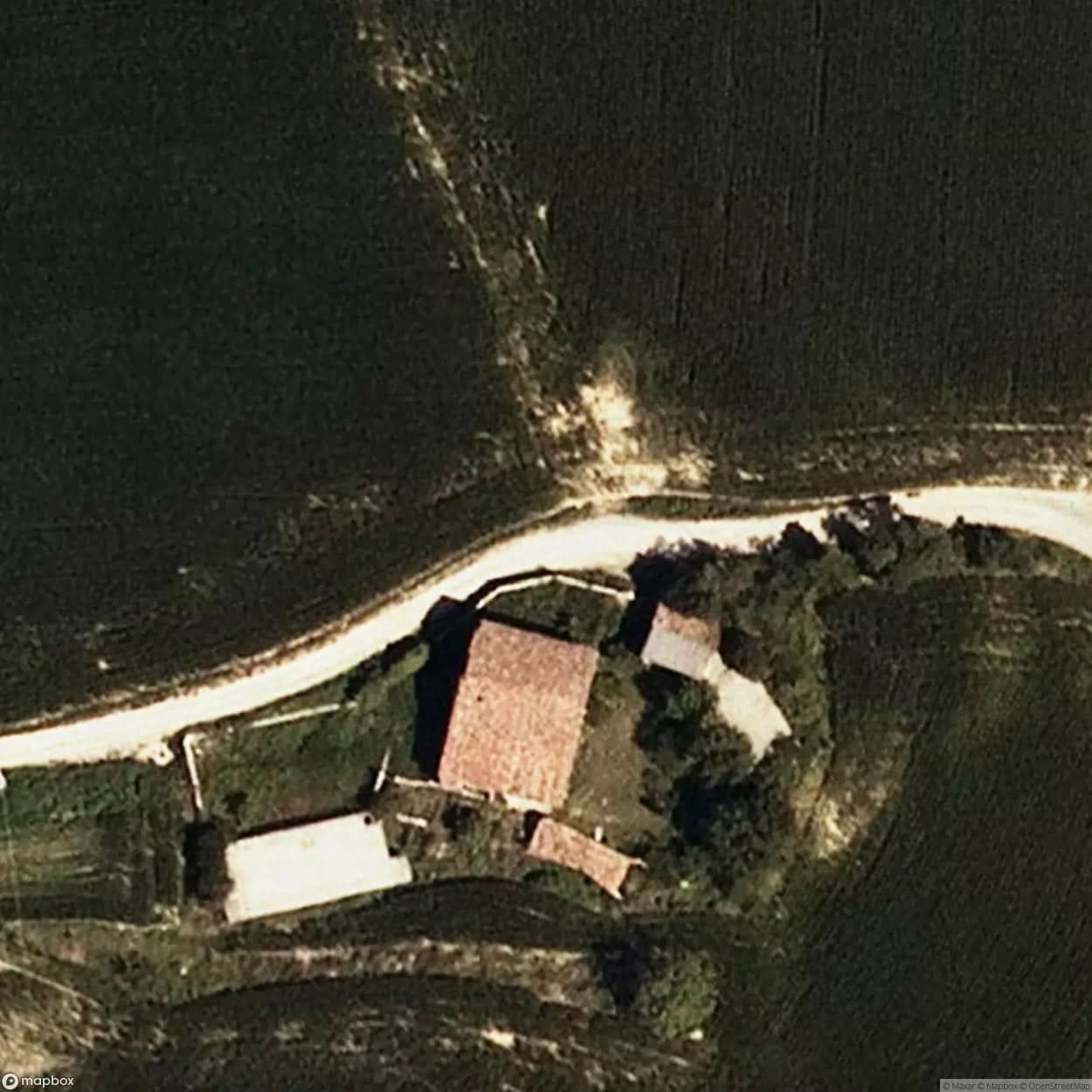 Abandoned House Kinda Falling Apart Though [ESP] #21874