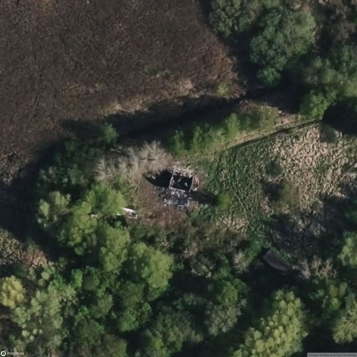 Small Burnt Out House Ruin [GER] #20869