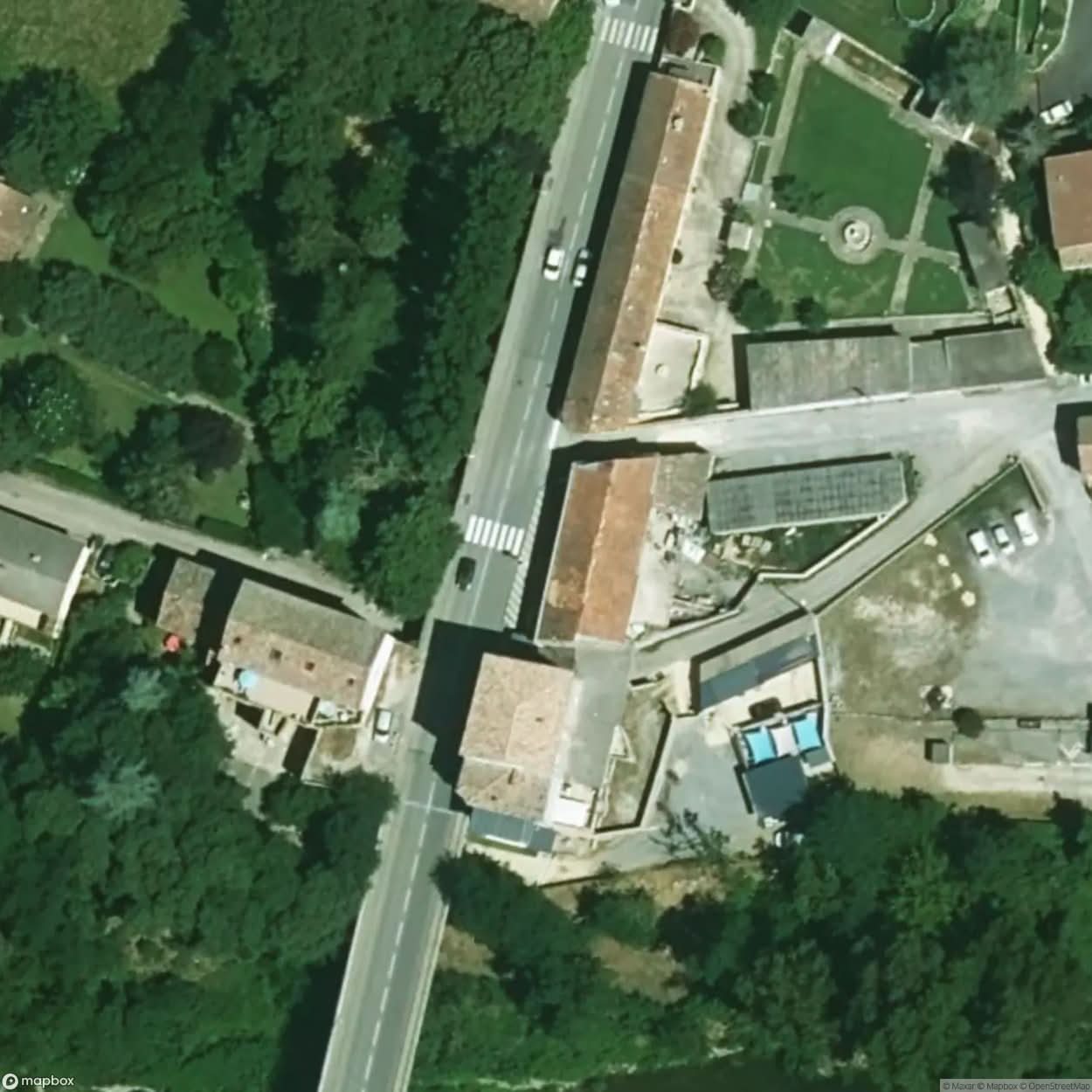 Besançon Rotunda [FRA] #19526